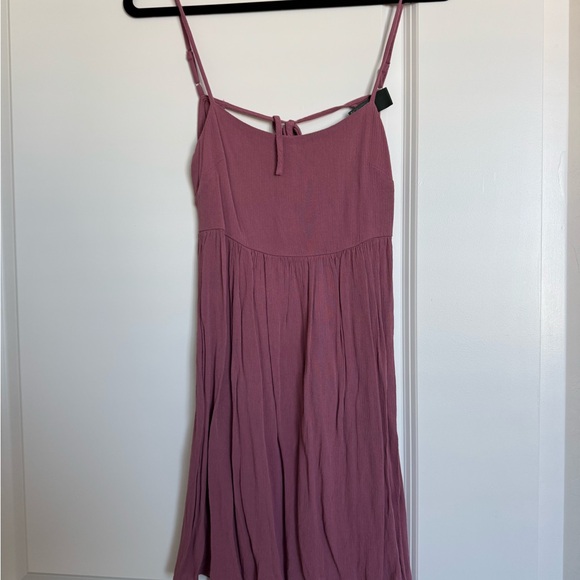 Flowy Mauve Sundress - Picture 1 of 3